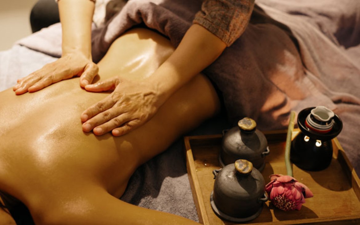 Body-to-body-massage